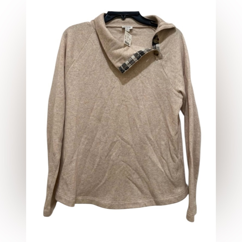 NWT J Crew women’s Small long sleeve pullover cream sweater with a button collar